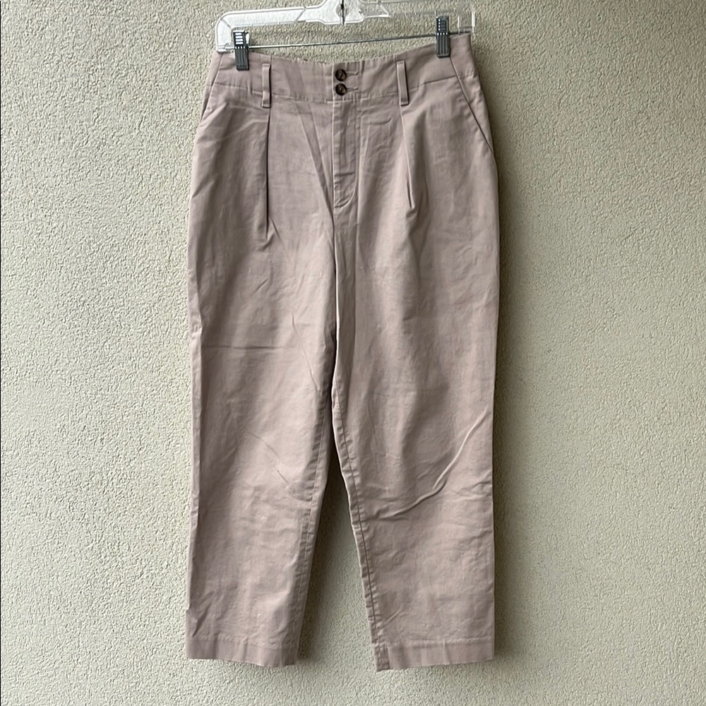 Uniqlo Cropped Tan Pleated Trousers
